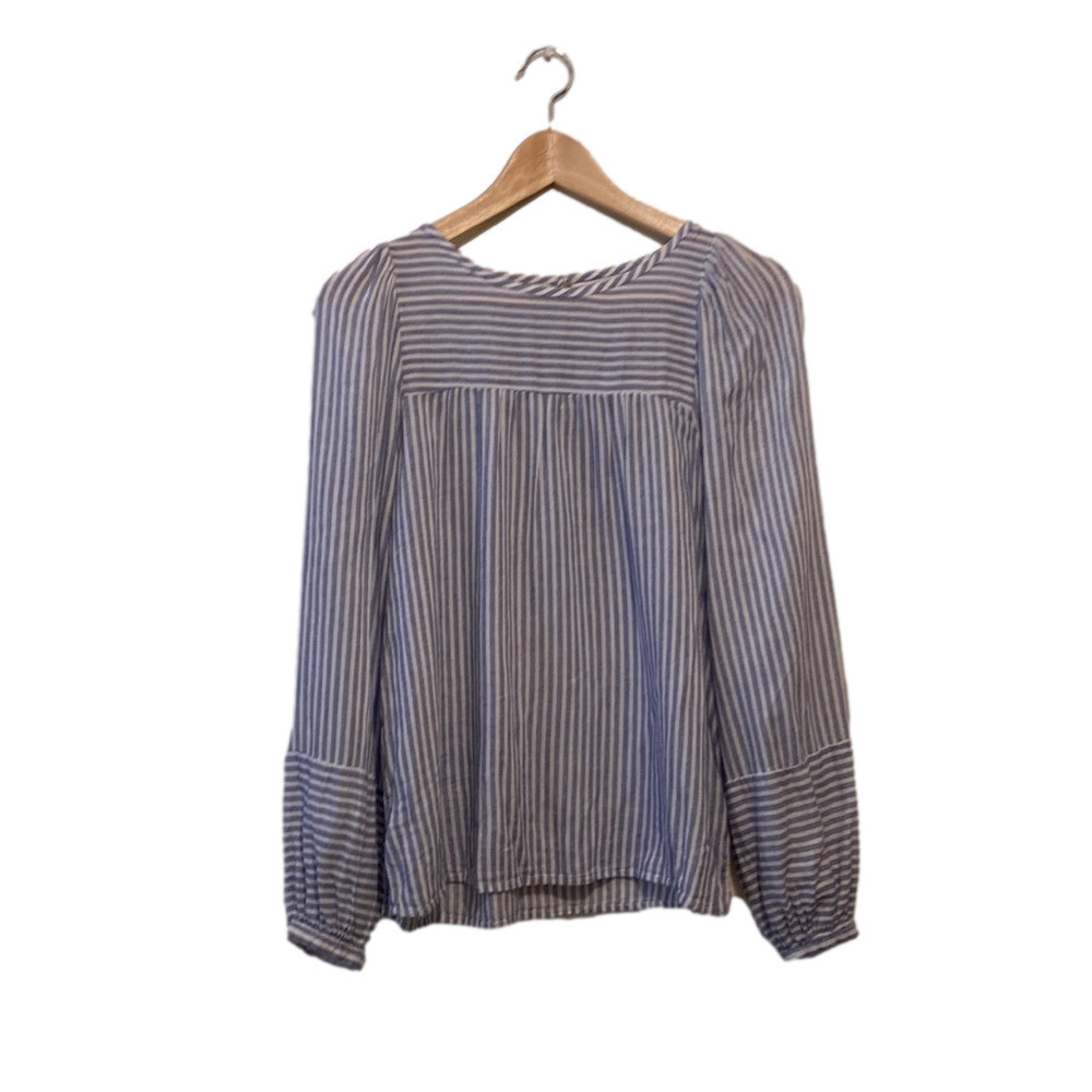 Loft Ann Taylor white and blue rayon blouse top. Size Xs. EUC